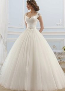 Magnificent wedding dress