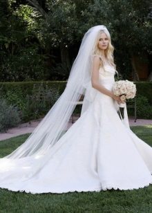 ชุดแต่งงาน Avril Lavigne จาก Vera Wong