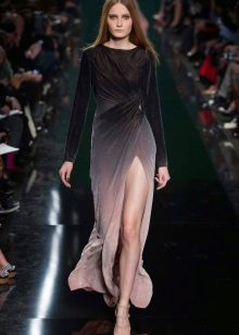Váy kín với khe hở của Elie Saab