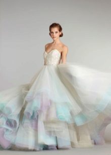 Váy cưới Lilac trắng và xanh