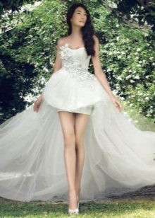 Váy cưới ngắn lộng lẫy