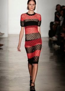 Color knitted striped dress