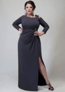 Long dresses of the correct style for full girls
