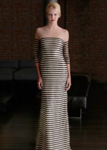 เดรสทูโทนที่มีแถบแนวนอน
