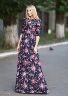 Magdamit ng floral print sa sahig na may manggas