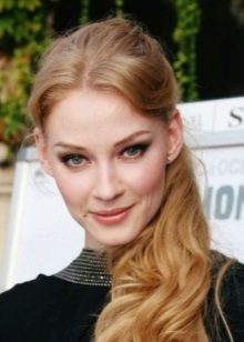 Smoky Eyes Makeup for Light Blonde Women Color Type Spring