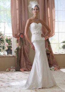 Wedding dress with basky