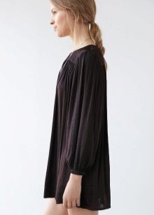ชุดเดรสสีดำอบอุ่น A-Line