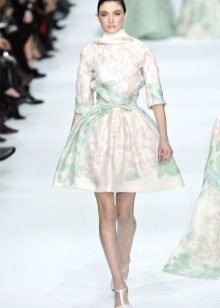 Váy cưới A-Line Audrey Hepburn