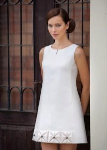 Váy cưới kiểu A-line Audrey Hepburn