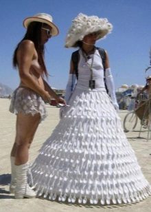 Dress forks plastic