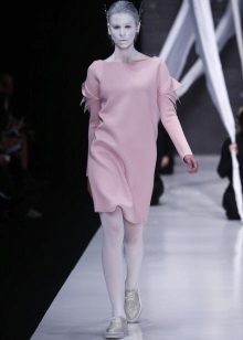 Váy len ngắn với viscose