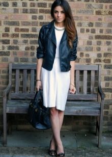 Leather jacket para sa damit sa estilo ng 60s