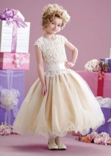 Váy xòe thanh lịch với eo thấp cho bé gái