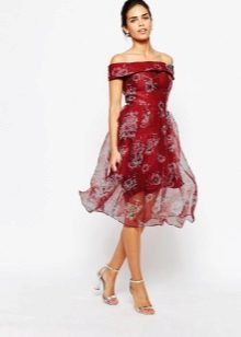 váy organza lệch vai