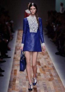 Phụ kiện cho váy da màu xanh