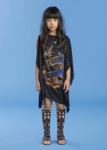 ชุดถักฤดูร้อนสำหรับสาวที่มีแขนเสื้อ