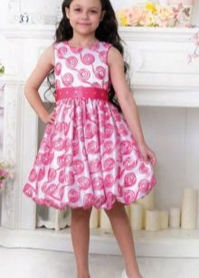 Final dress in kindergarten with a tulip skirt color