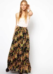 Skirt sa sahig para sa tag-init