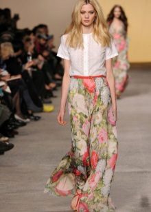 chiffon na sahig sa sahig na may floral print