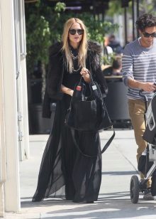 black chiffon skirt palapag