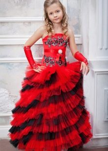 Smart multilevel ball dress para sa batang babae