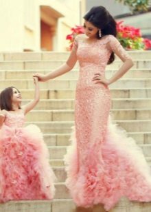 Smart pink magnificent Family look dress para sa girl