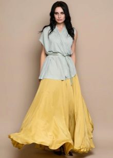 váy nhẹ xuống sàn