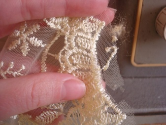ตัดขอบของแถบ openwork