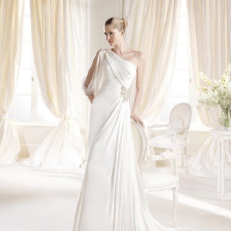 Váy cưới Empire Empire của La Sposa
