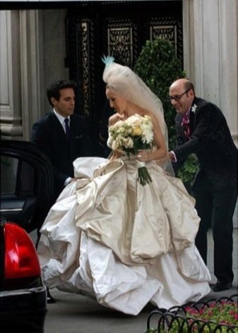 ชุดแต่งงานดั้งเดิมจาก Vivienne Westwood