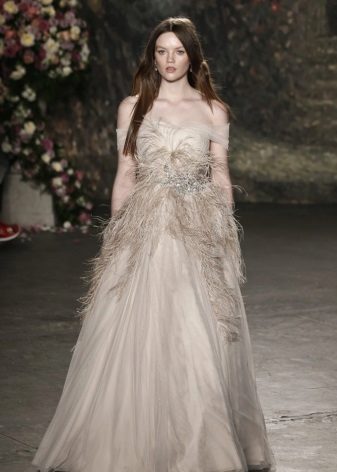 Wedding dress with feathers