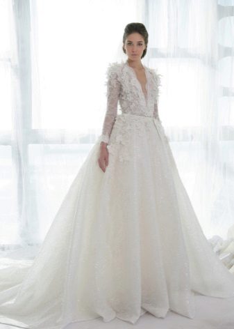 Nhà thiết kế váy cưới