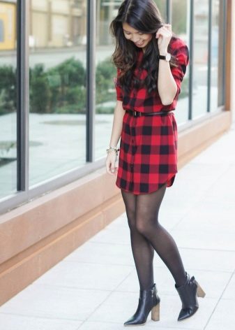 Đầm sơ mi đỏ-đen giữa đùi