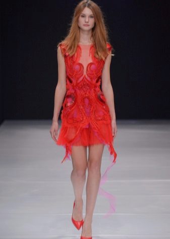 Shoes to a red sheath dress