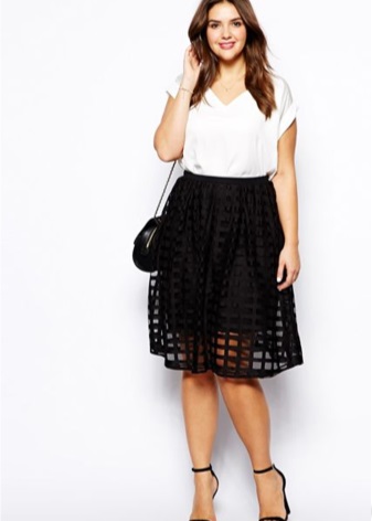 Skirt bell for obese women