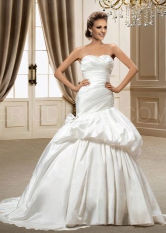 Váy cưới Taffeta sành điệu