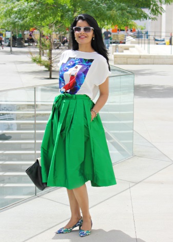 Summer green bell skirt sa ibaba ng tuhod