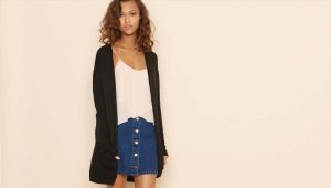 Mga front skirt ng button
