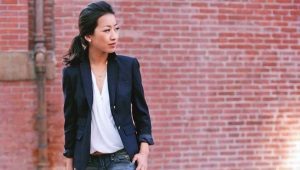 Kết hợp áo khoác đúng cách với quần jean