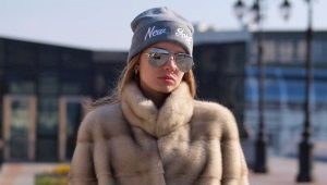 Mink transporter fur coat