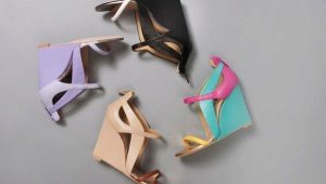 Wedge Sandals: สิ่งที่สวมใส่