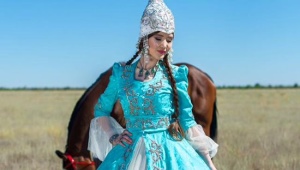 Pambansang kasuotan ng Kazakh