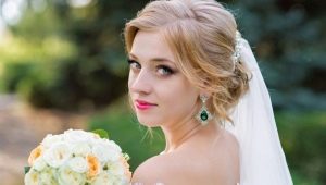 Kiểu tóc cưới với một tấm màn che trên tóc trung bình: những gì và làm thế nào để làm cho chúng?