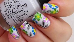 How to paint on nail gel polish?