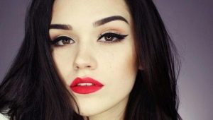Màu gì là ngăm đen với mắt nâu?