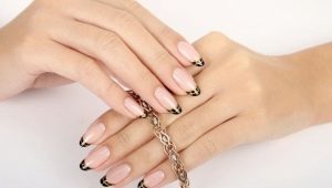 Pagpaparehistro ng French manicure sa round na mga kuko