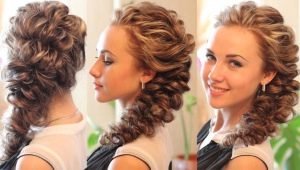 Hairstyles na may nababanat na mga banda para sa mahabang buhok