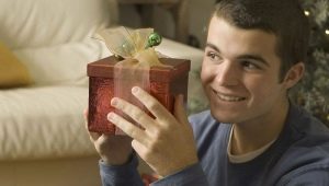 Tặng gì cho một chàng trai trong 17 năm?