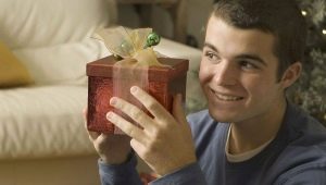 Tặng gì cho cậu bé trong 15 năm?